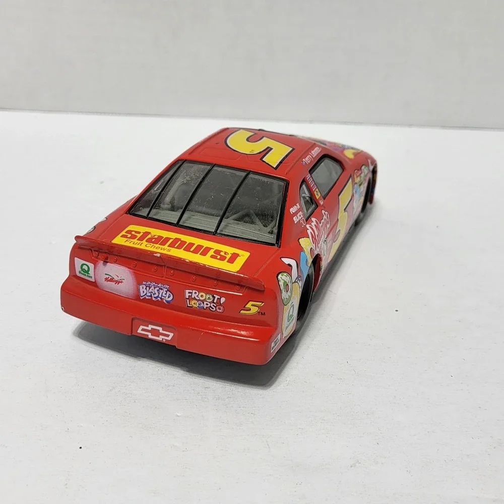 Racing Champions 1998 Terry Labonte 5 Kellogg's Froot Loops Monte Carlo 1:24 Red